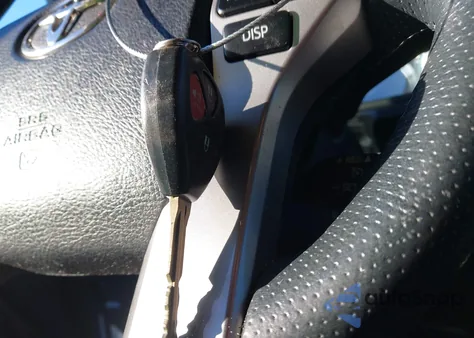 2015 Toyota 4Runner Sr5 z USA, uszkodzony, nr VIN JTEBU5JR8F5257969